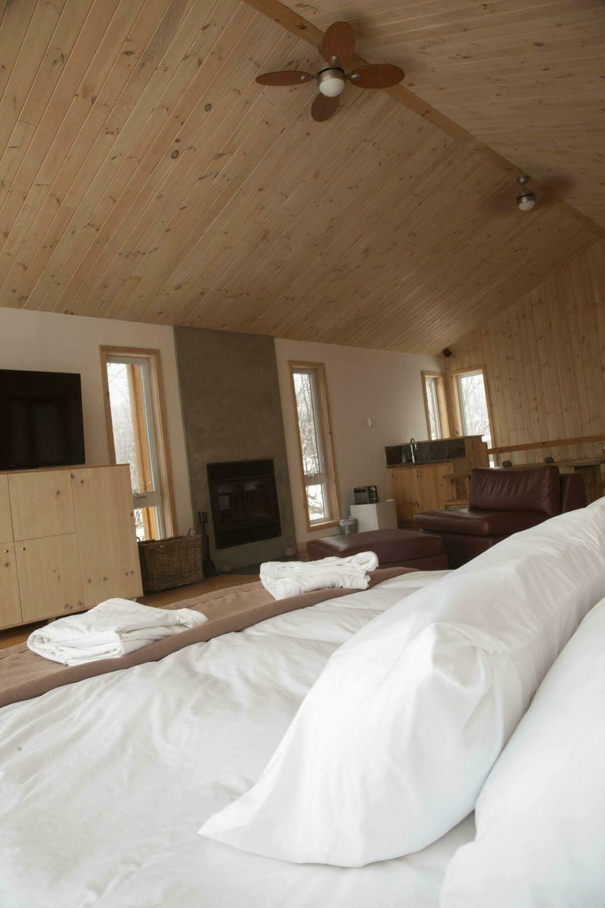Eco Spa Highland Grenville-Sur-La-Rouge Dış mekan fotoğraf